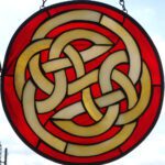 Celtic Round in red and gold